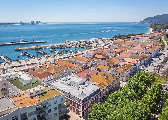 Apartamento Situado Na Zona Costeira Da Cidade