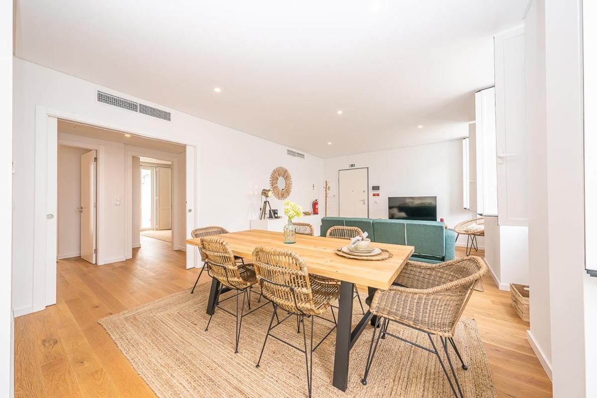 Apartment Situado Na Zona Costeira Da